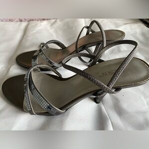 Party heels size 39. Brand: Expression. Colour: silver with sparkles